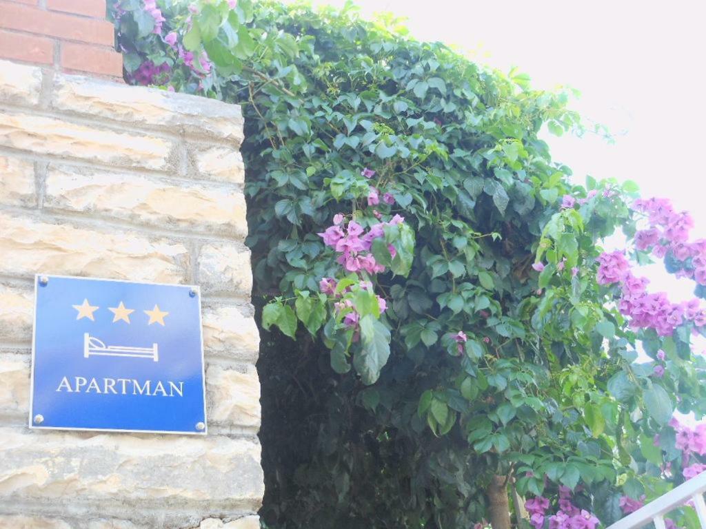 Villa Anna มิลนา ภายนอก รูปภาพ